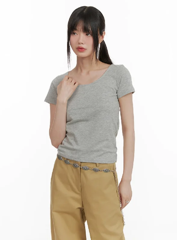 Women’s open-back tops for trendy vibe -Basic Tee CA418