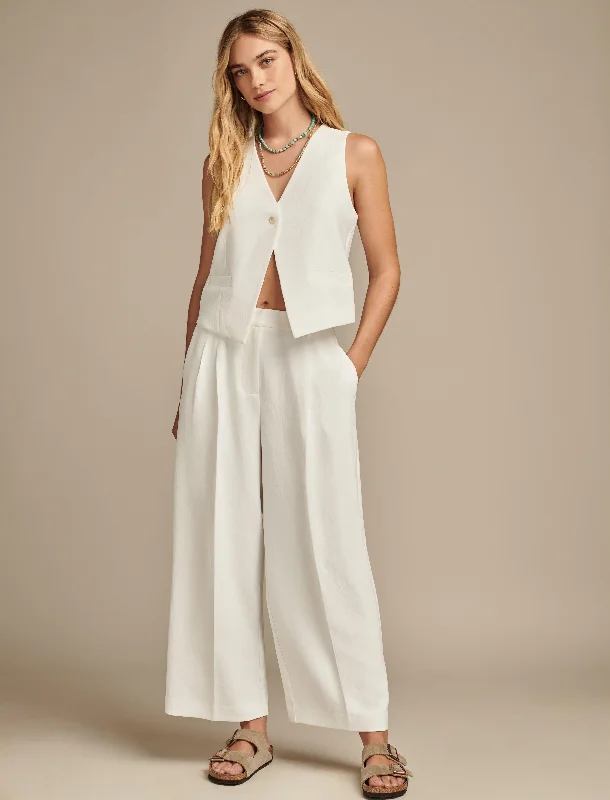 Women’s puff sleeve dresses for dramatic silhouette -Women’s cropped trousers for summer outfits -Lucky Brand Women's Cropped Poly Pant