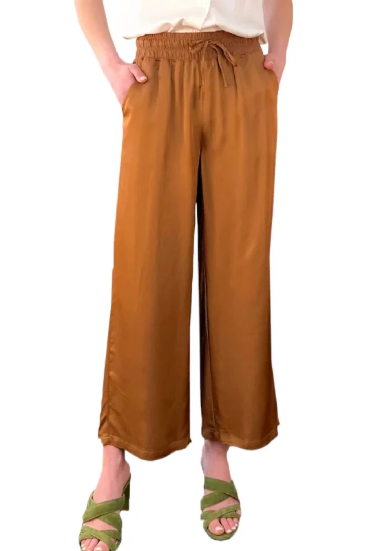 Women’s tiered dresses for playful fashion -Women’s travel pants for comfort and style -Orti Pant In Summer Brown