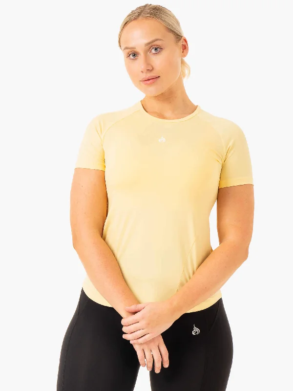 Women’s high-neck tops for sophisticated style -Level Up Training T-Shirt - Butter