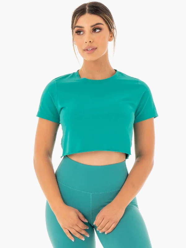 Women’s jersey tops for casual comfort -Motion Cropped T-Shirt - Teal