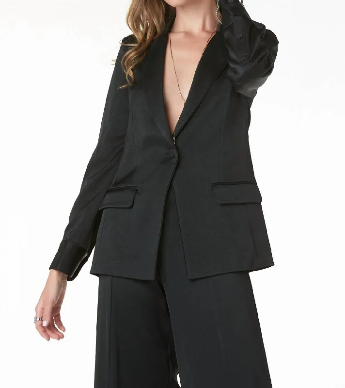 Women’s long-sleeve jackets for layered warmth -Bahari Blazer In Black